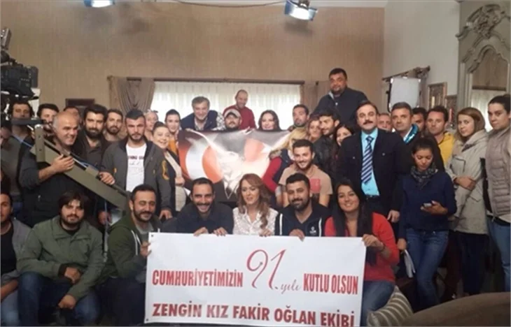 Zengin Kız Fakir Oğlan, Cumhuriyet Bayramı'nı kutladı!