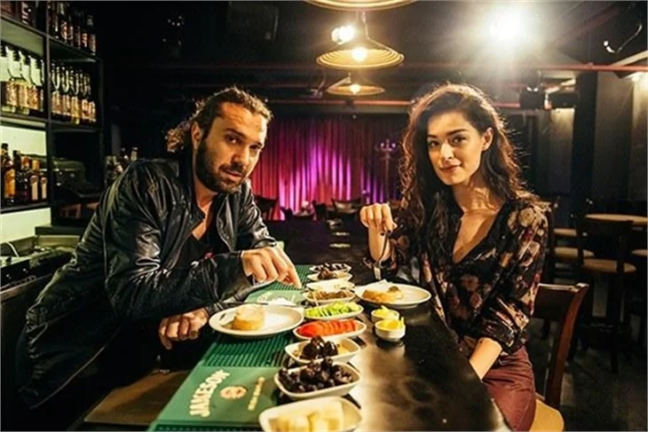 Yapımcıların yeni gözdesi Şafak Pekdemir!
