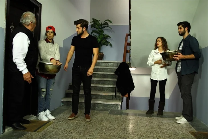 Kocamın Ailesi'nde Tarık zor durumda!