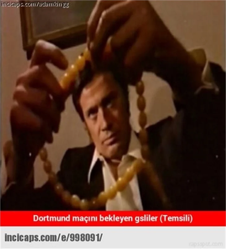 G.Saray kaybetti, sosyal medya bu capslerle yıkıldı!