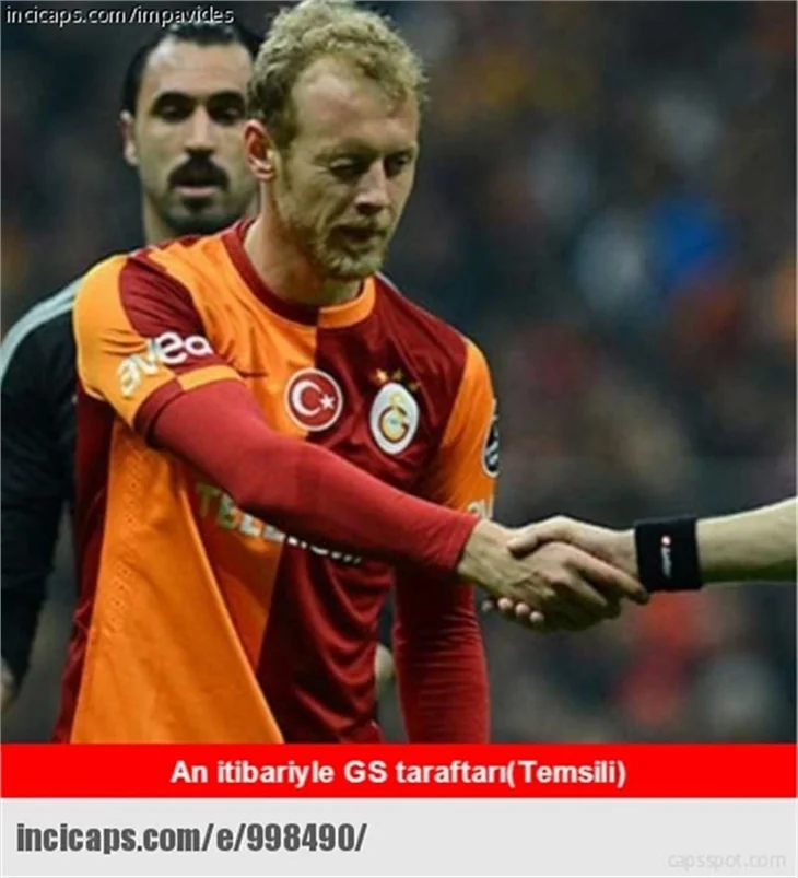 G.Saray kaybetti, sosyal medya bu capslerle yıkıldı!