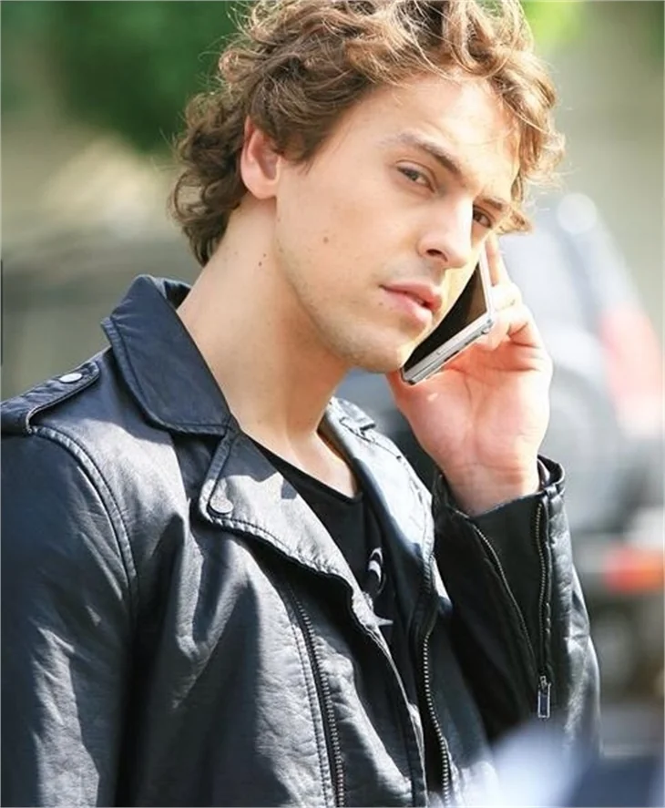 Medcezir'in Orkun'unu yakından tanıyalım!