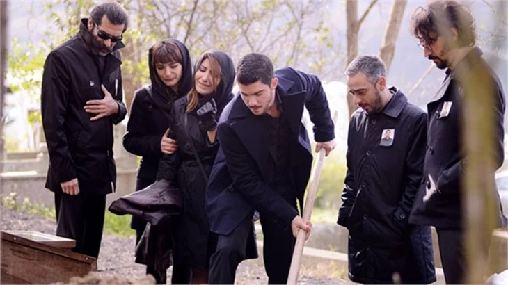 Ulan İstanbul'da Carlos öldü mü?