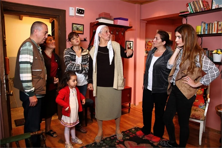 Kocamın Ailesi'nde büyük sır ortaya çıkıyor!