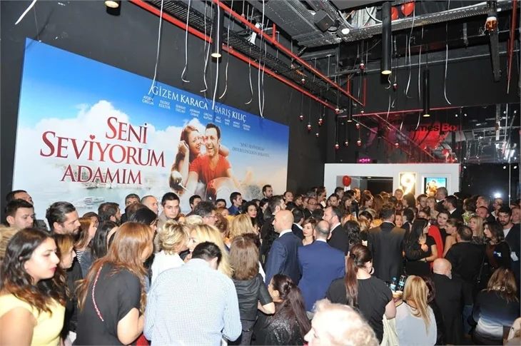 'Seni Seviyorum Adamım' filminin galası yapıldı!