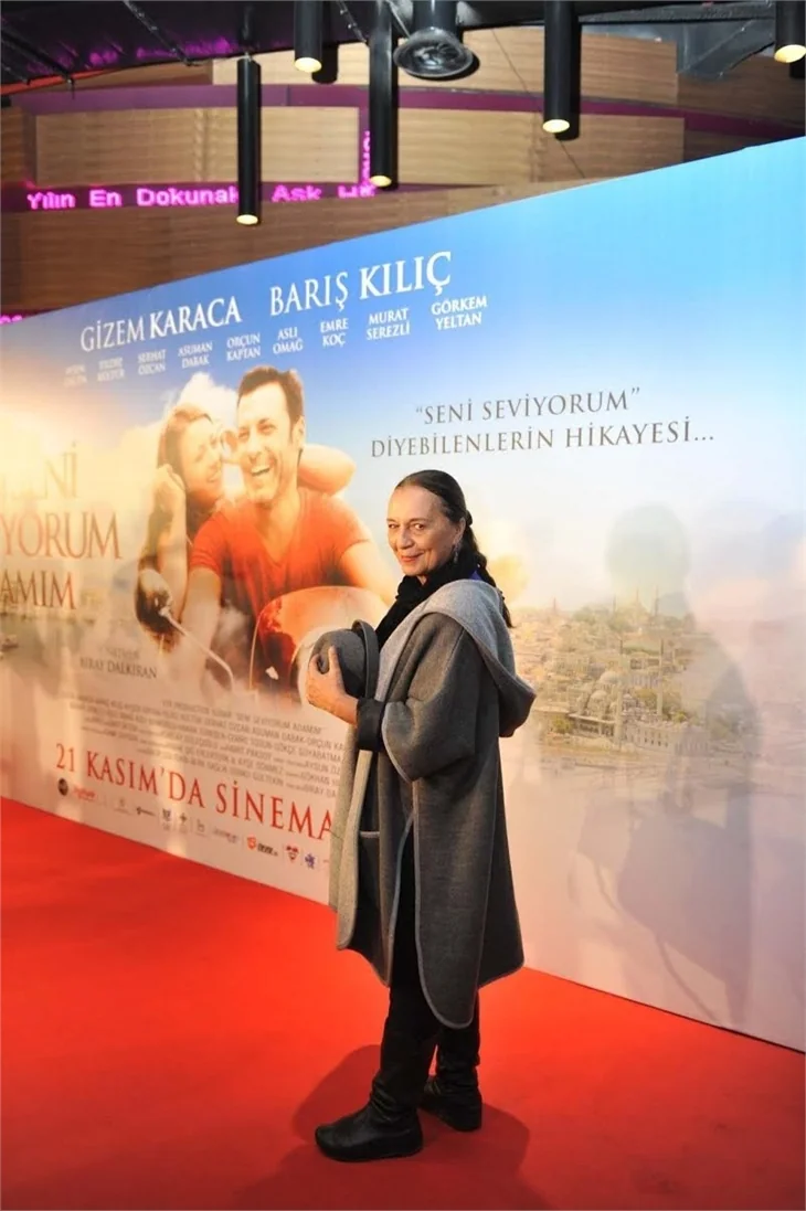 'Seni Seviyorum Adamım' filminin galası yapıldı!