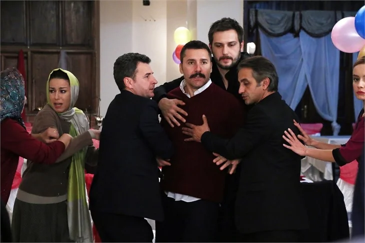 Diğer Yarım'da sürpriz düğün!