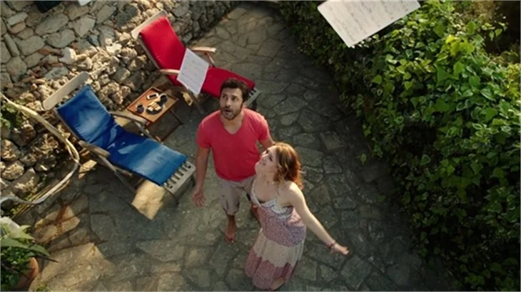 Gizem Karaca'dan cesur sahneler!