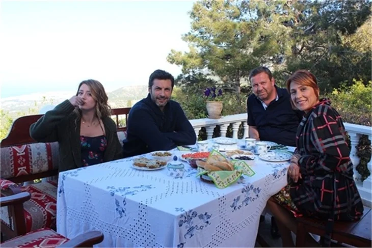 Gizem Karaca'dan cesur sahneler!