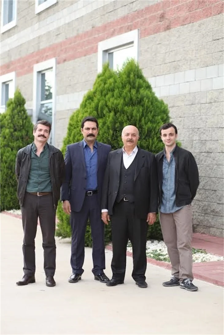 Ceylan, Cemal'den uzaklaşacak mı?
