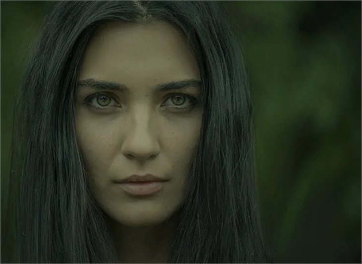 Tuba Büyüküstün Emmy için New York’ta