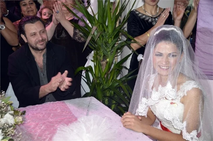 Nejat İşler nikah şahidi oldu!