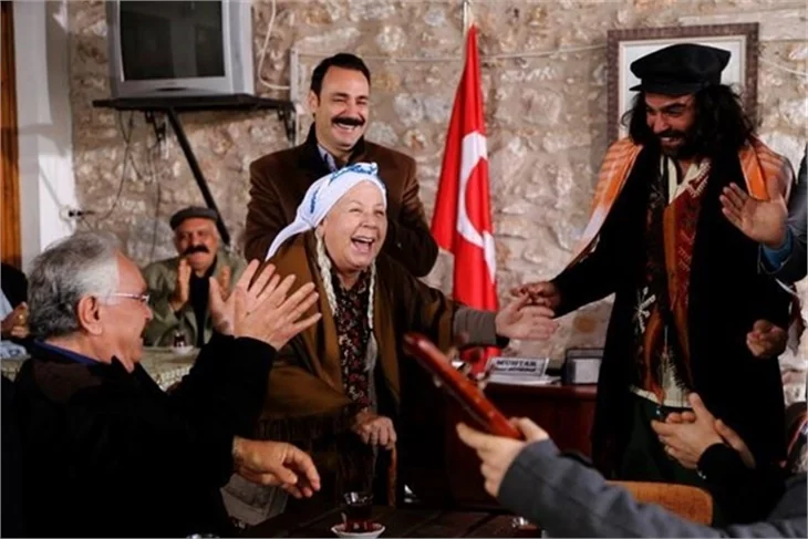 Güzel Köylü'de Gül'ün Cemal'den isteği ne?