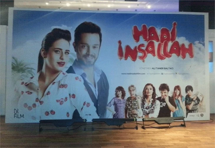 'Hadi İnşallah' filminin galası yapıldı!