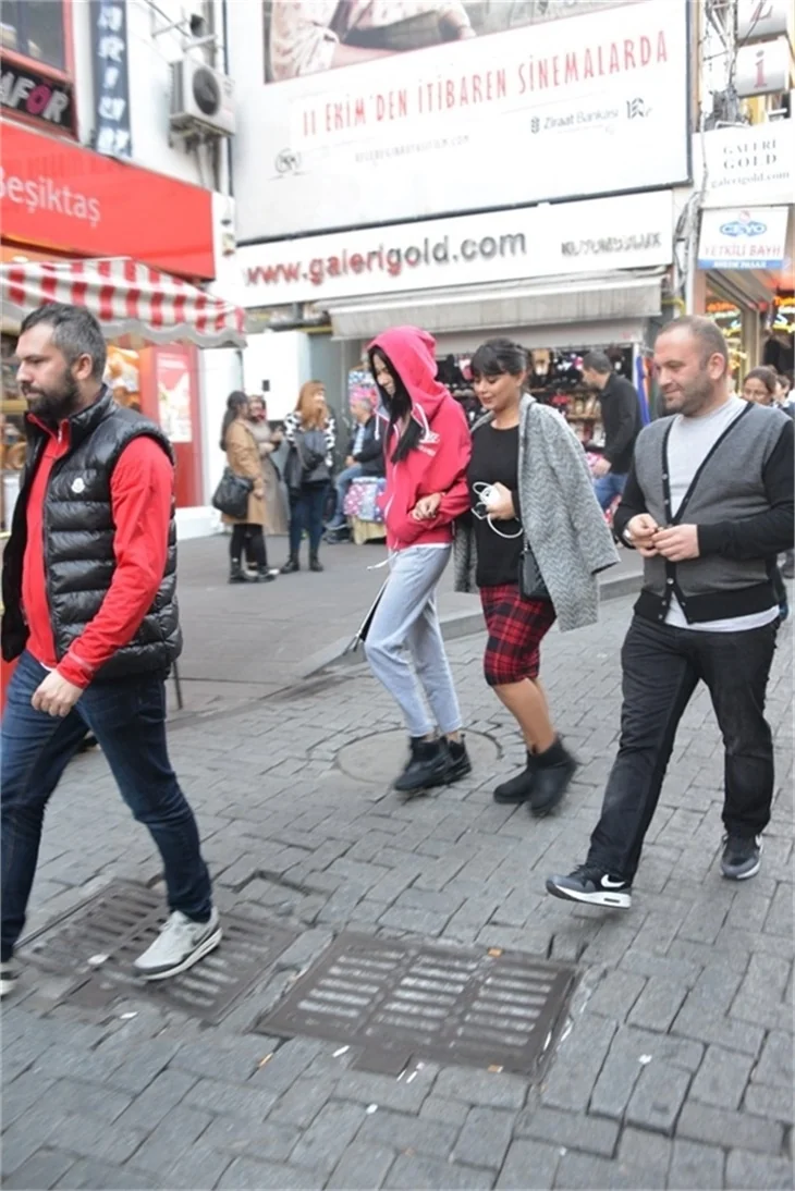 Asena Erkin'e soğuk işlemiyor!
