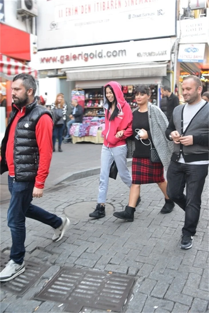 Asena Erkin'e soğuk işlemiyor!