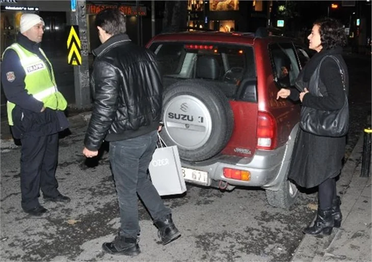 Hatice Aslan ve Kenan Ece'nin olaylı gecesi!