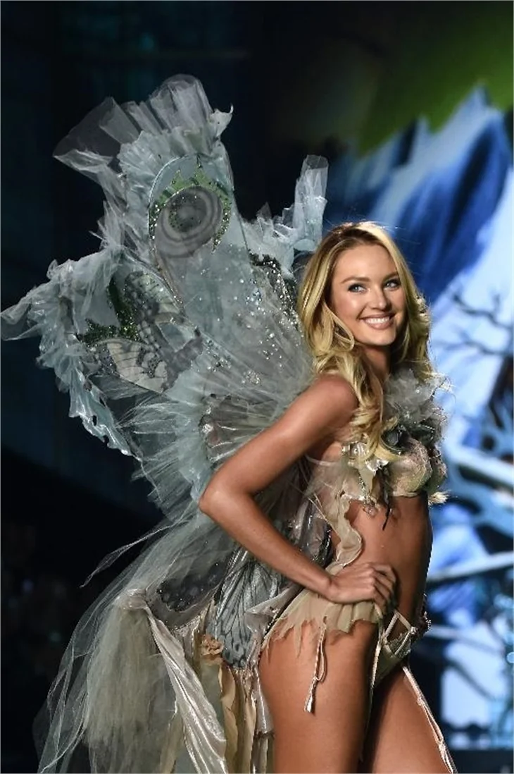 Victoria’s Secret Melekleri yine büyüledi