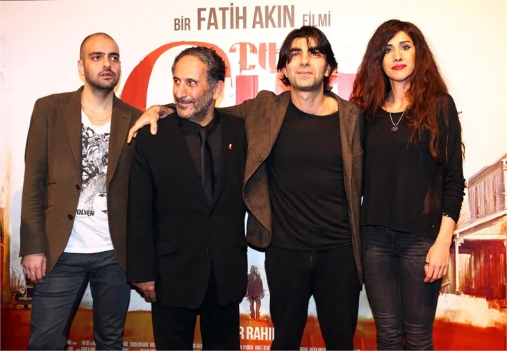 Fatih Akın'ın yeni filminin galası gerçekleşti!