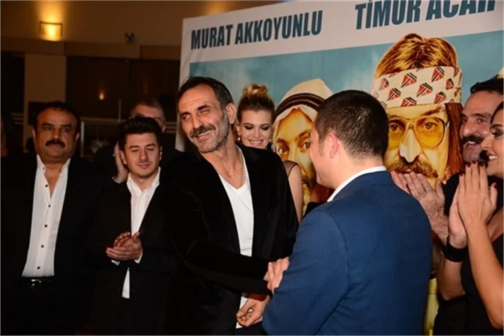 Derya Baykal uyardı: Dik dur kızım!