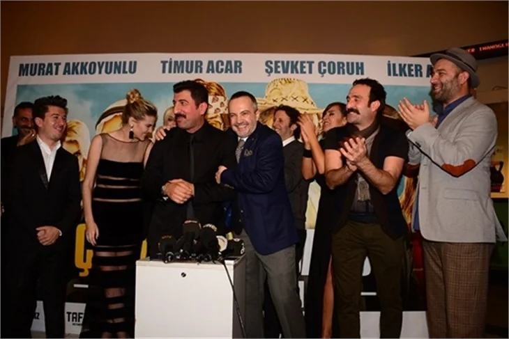 Derya Baykal uyardı: Dik dur kızım!