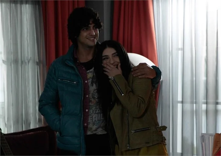 Medcezir'de aşk yeniden!