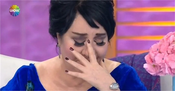 "Bu Tarz Benim"de Nur Yerlitaş'ın göz yaşları!