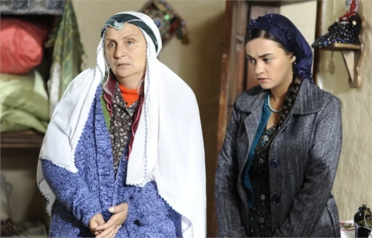 Yılanların Öcü'nde Fatma'nın karar ne olacak?