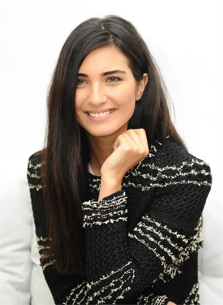 Tuba Büyüküstün, Ortadoğu’nun reklam yıldızı