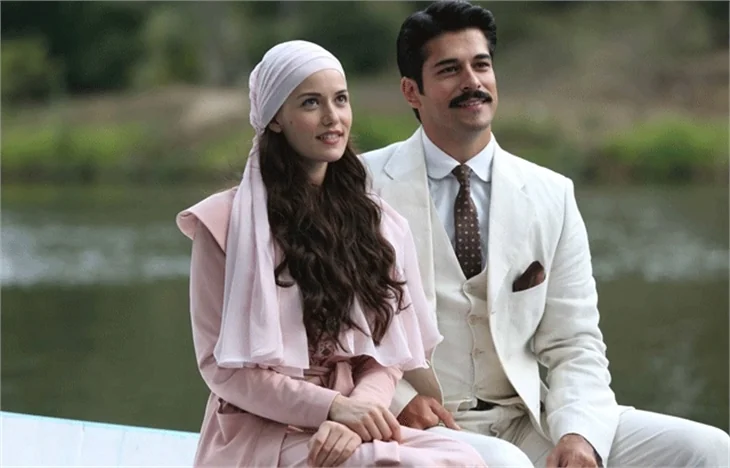 Çalıkuşu zirvede yer aldı!