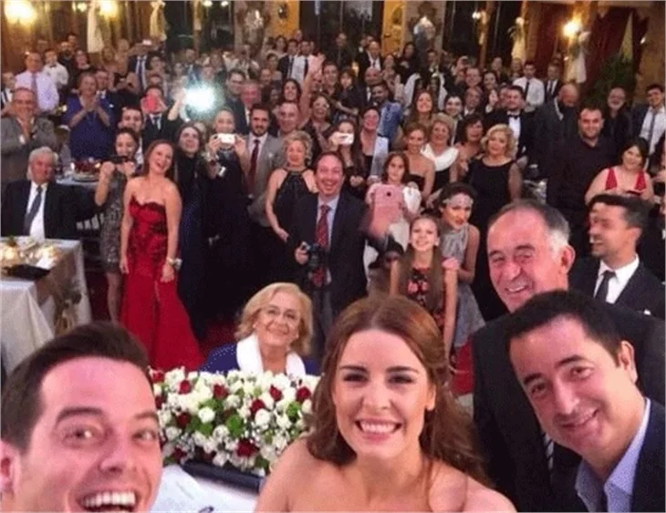 Alp Kırşan ile Zeynep Dörtkardeşler evlendi!
