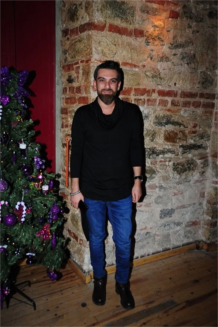 Asena'nın iç çamaşırı ortaya çıkınca...