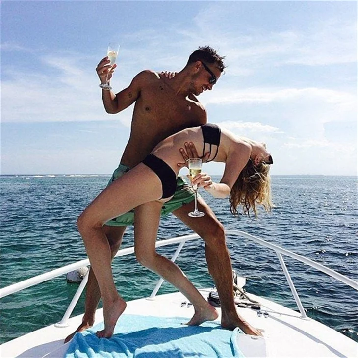 2014 yılında ünlülerin paylaştığı en seksi Instagram pozları!