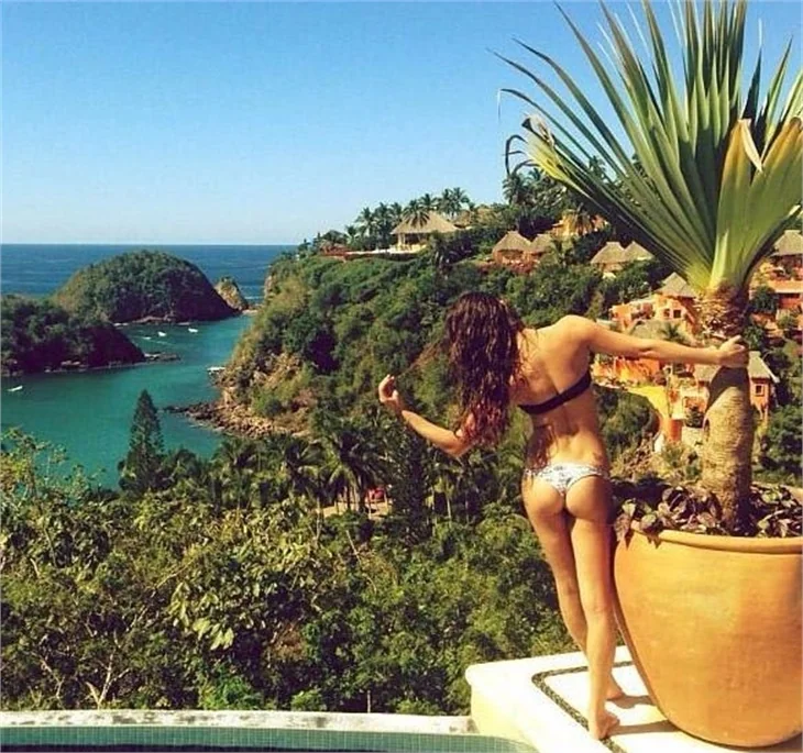 2014 yılında ünlülerin paylaştığı en seksi Instagram pozları!