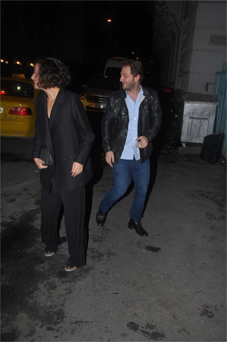 Bergüzar Korel'in partisine ünlü akını!