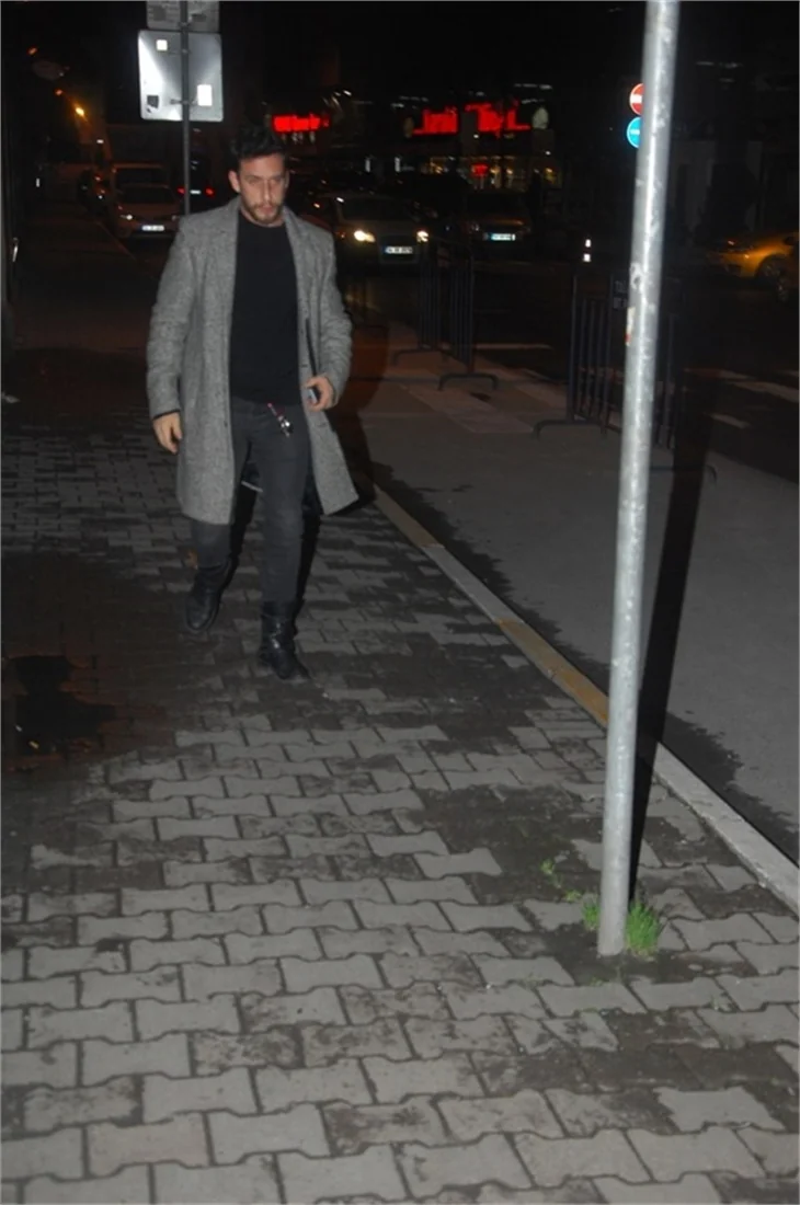 Bergüzar Korel'in partisine ünlü akını!