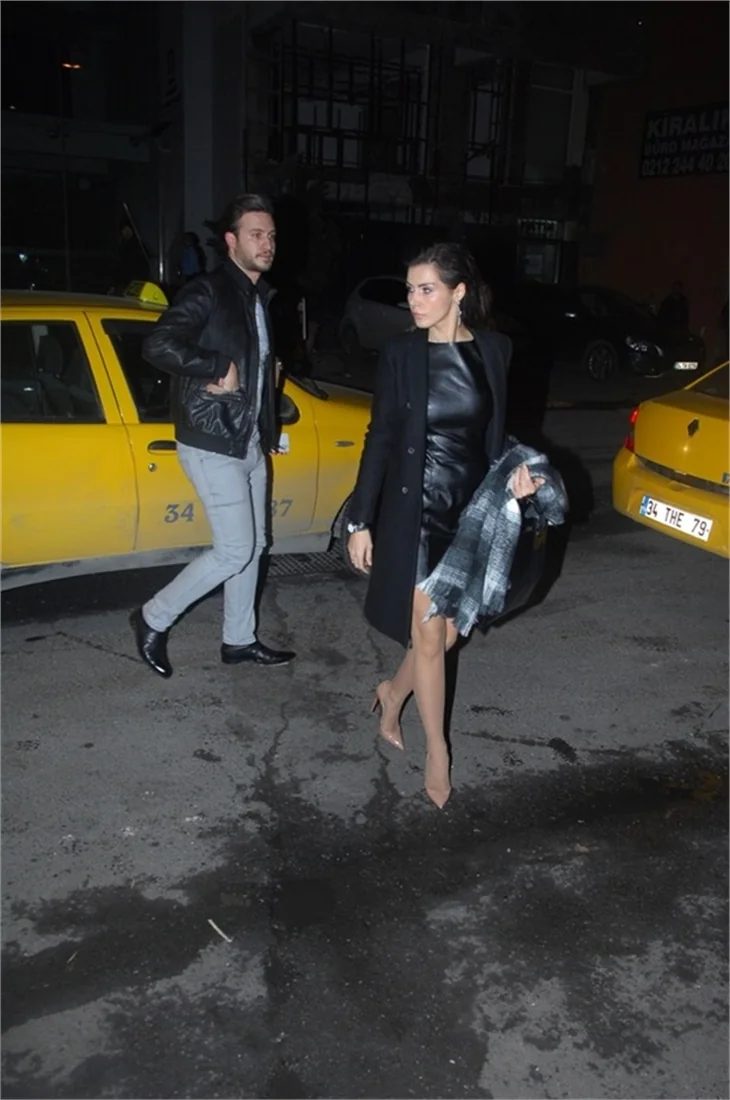 Bergüzar Korel'in partisine ünlü akını!