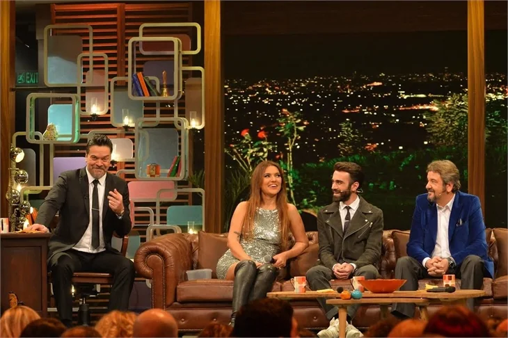 Beyaz Show'da kahkaha tufanı!