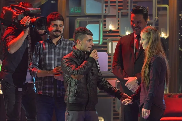 Beyaz Show'da kahkaha tufanı!