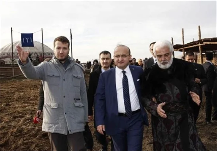 Diriliş "Ertuğul" dizi setine sürpriz ziyaret