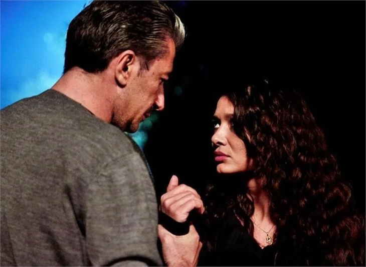 "Paramparça" neden bu kadar tuttu?
