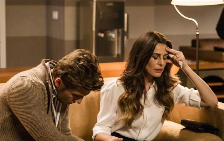 "Paramparça" neden bu kadar tuttu?
