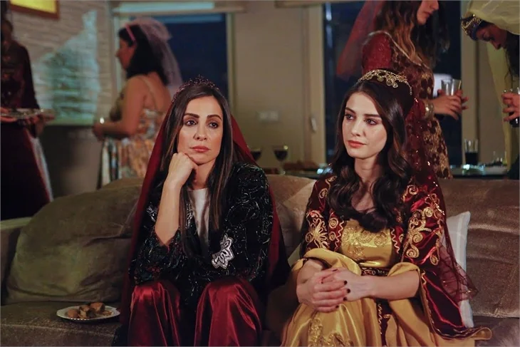 Kiraz Mevsimi'nde evlilik heyecanı!