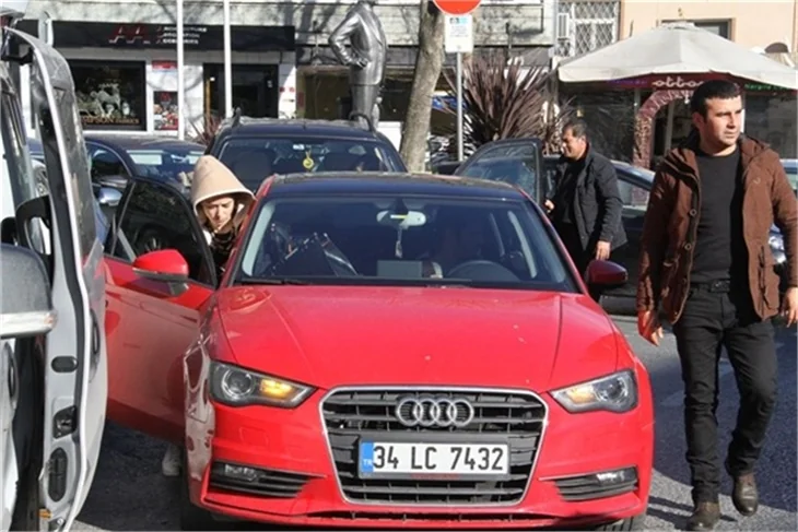 ‘Kiraz Mevsimi’nde set aşkı gerçek mi oldu?