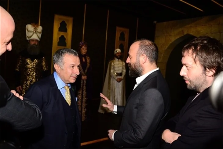 Muhteşem Yüzyıl Sergisi'nde Meryem Uzerli neden yok?