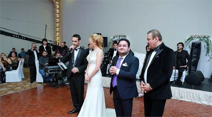 Doğuş, Bakü'de düğün yaptı!