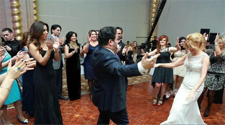 Doğuş, Bakü'de düğün yaptı!