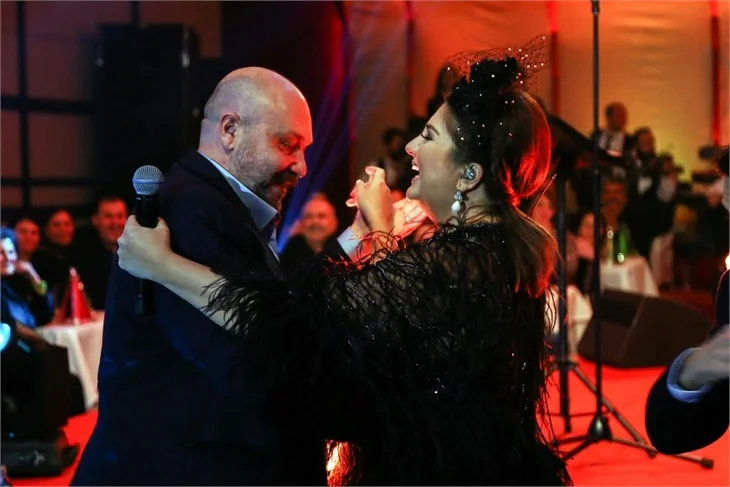 Sibel Can, Güzel Köylü'de!