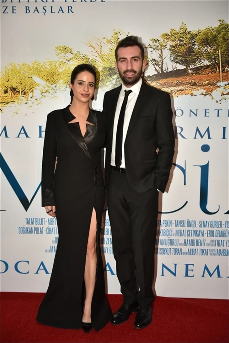 Mucize filminin galasına ünlü yağmuru!