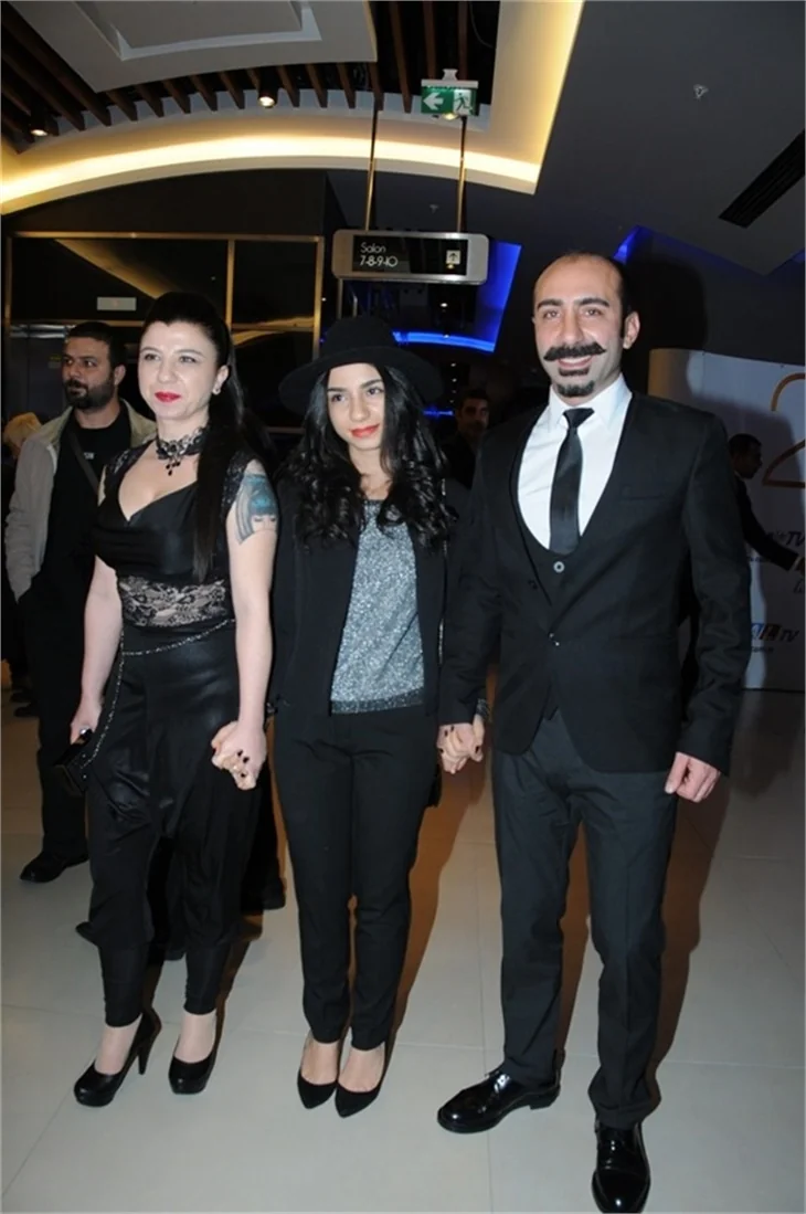 Mucize filminin galasına ünlü yağmuru!
